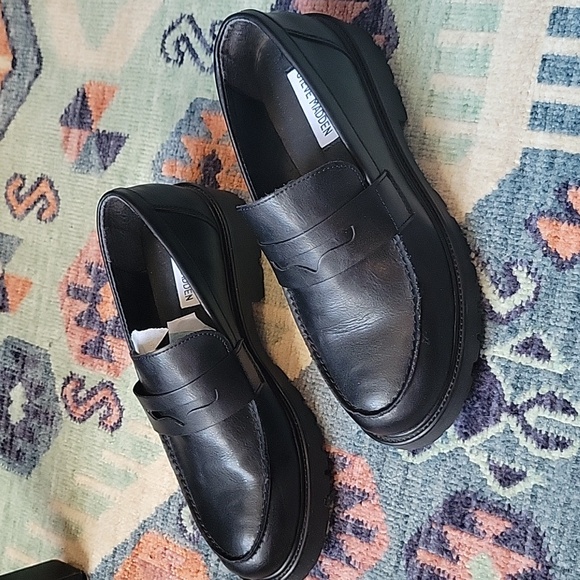 Steve Madden Black Leather Loafers - Picture 4 of 8